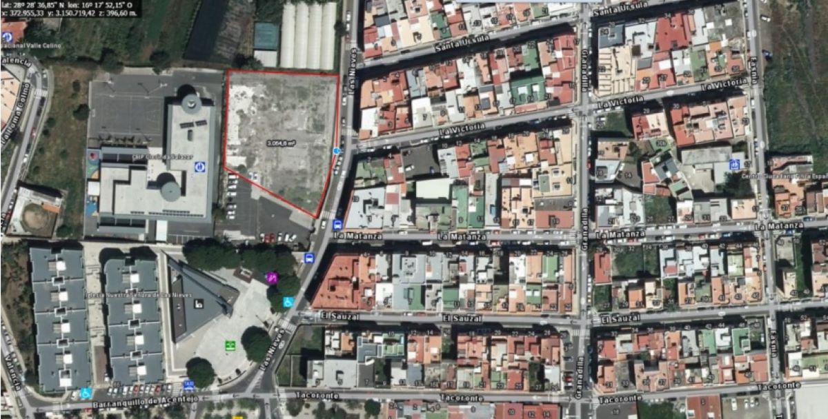 CC solicita el acondicionamiento como aparcamiento publico provisional de una parcela del CEIP Clorinda Salazar en Finca Espana